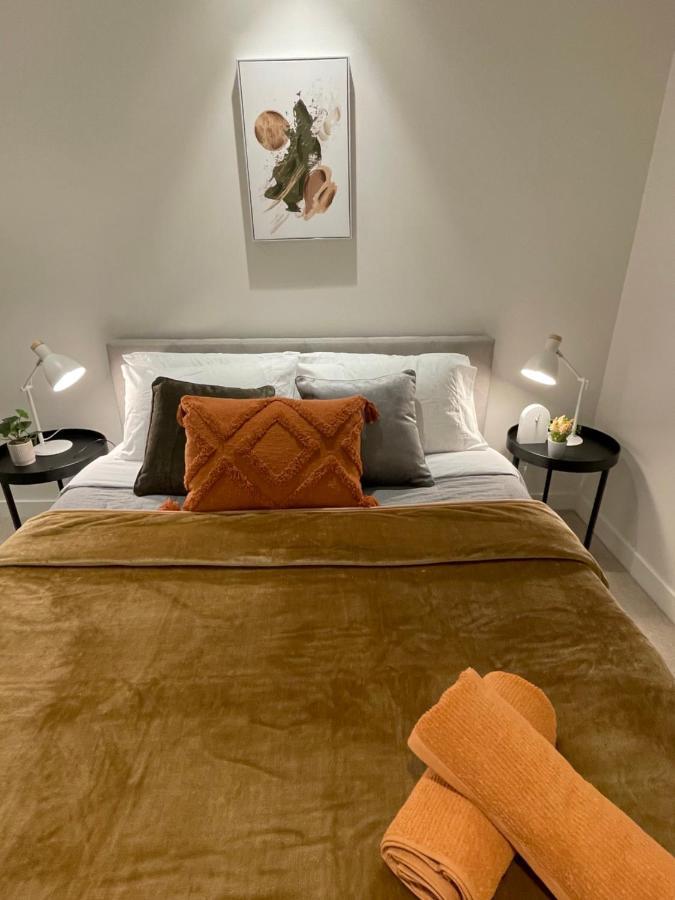 Cozy 1 Bed Apt & Spa,Free Parking ,Phenomena Views Melbourne Eksteriør billede
