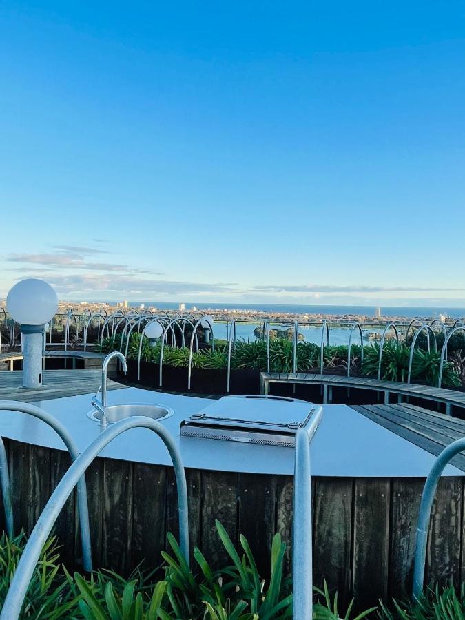 Cozy 1 Bed Apt & Spa,Free Parking ,Phenomena Views Melbourne Eksteriør billede